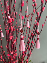 Load image into Gallery viewer, Petite 大吉 (dàjí) in sweet pink
