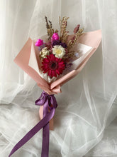 Load image into Gallery viewer, Petite Preserved Red Gerbera Bouquet