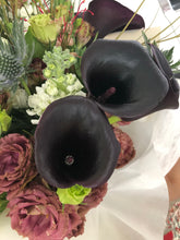 Load image into Gallery viewer, Calla Lily Bouquet