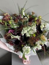 Load image into Gallery viewer, Calla Lily Bouquet