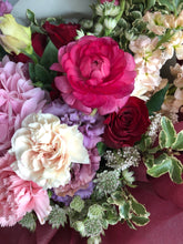 Load image into Gallery viewer, Strong Bouquet
