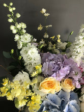 Load image into Gallery viewer, Cotton Candy Vase Arrangement