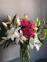 Load image into Gallery viewer, Stardust Vase