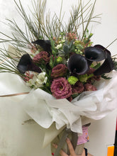 Load image into Gallery viewer, Calla Lily Bouquet