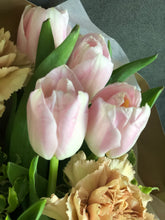 Load image into Gallery viewer, Sweet tulips bouquet
