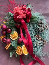 Load image into Gallery viewer, Holly Jolly Loop
