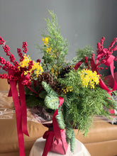 Load image into Gallery viewer, Merry &amp; Bright bouquet
