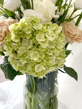 Load image into Gallery viewer, Premium Fresh Orchid Vase Arrangement

